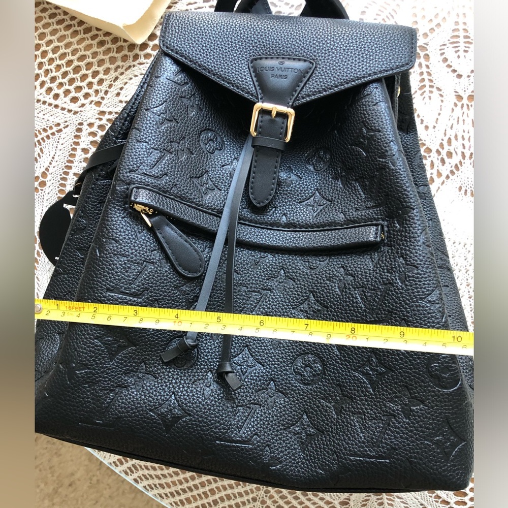 Backpack - Picture 4 of 4